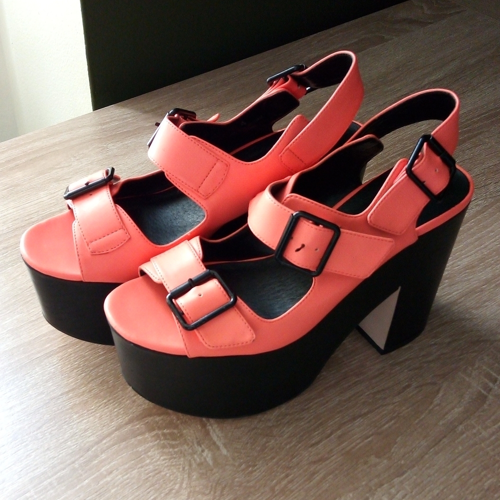 90s Platforms